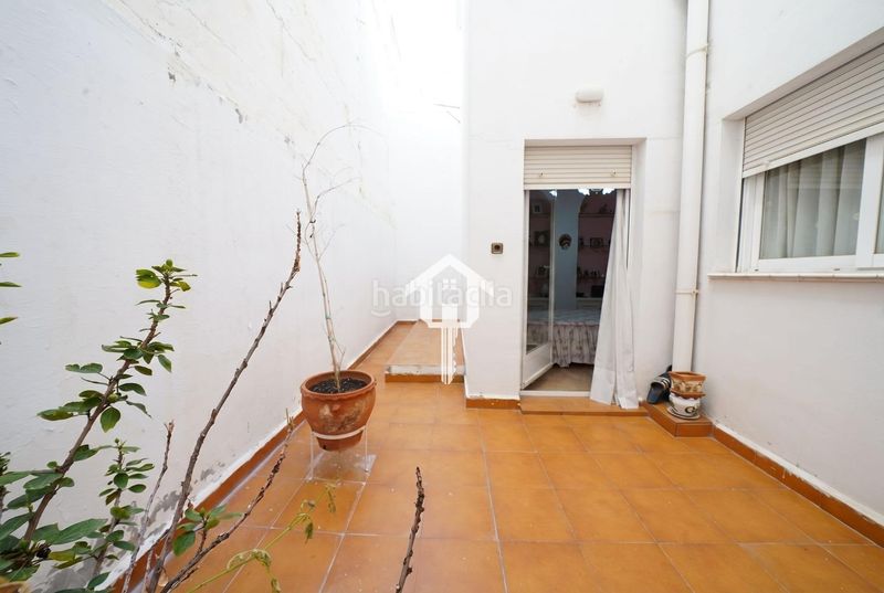 Foto a9bbe5f0-d34e-4f5c-807d-9793b25e8015. Casa adossada amb aparcament a Santo Domingo Alicante