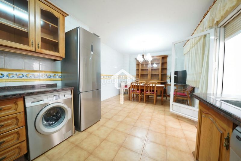 Foto b9957225-a1e6-475e-a6a4-26ef7b623a67. Casa adossada amb aparcament a Santo Domingo Alicante
