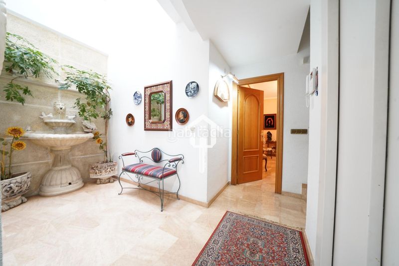 Foto be324725-3fef-4bc1-9cf3-e9e423519315. Casa adossada amb aparcament a Santo Domingo Alicante