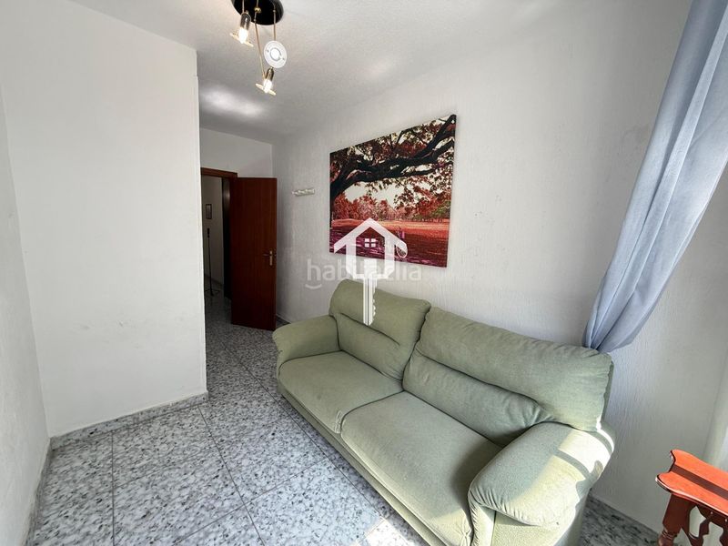 Foto 173f6085-9a53-47da-8871-42f3cfa2a35a. Planta baixa a San Blas Alicante