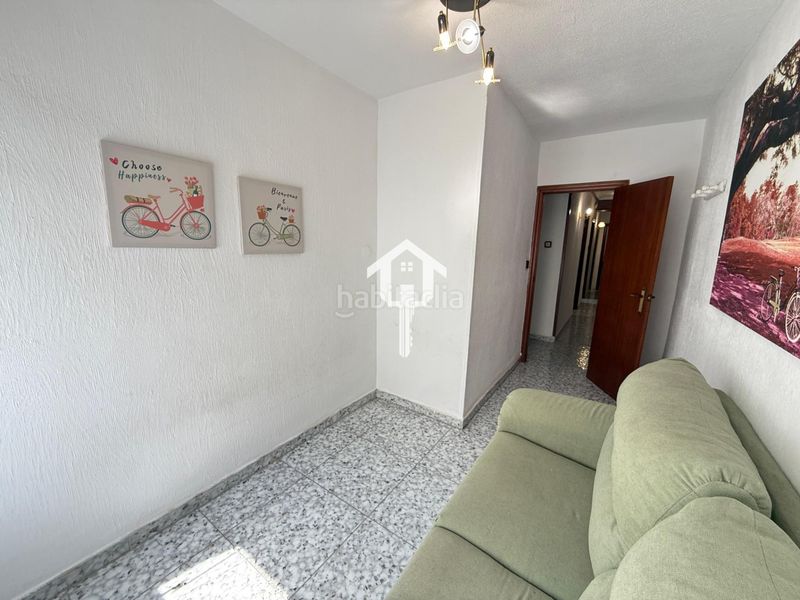 Foto 498f68e6-3821-4ef5-b031-fb45c2395b94. Planta baixa a San Blas Alicante
