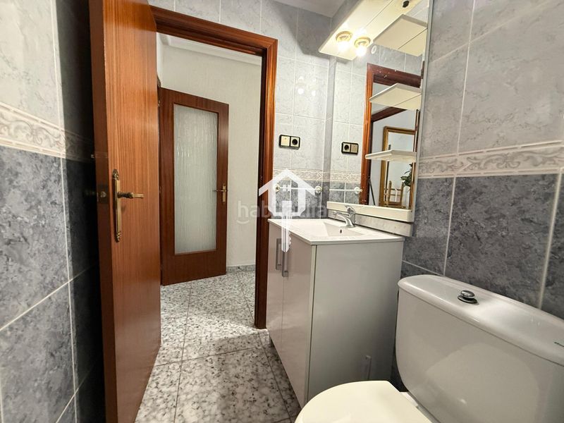 Foto 9a68524d-fee9-46c0-b8f9-609cb1fd010a. Planta baixa a San Blas Alicante