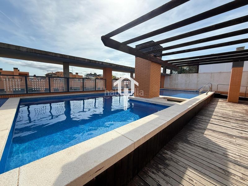 Foto ea80e432-8c77-44a8-add8-0431b6d18793. Pis amb aparcament piscina a Centro Sant Vicent del Raspeig