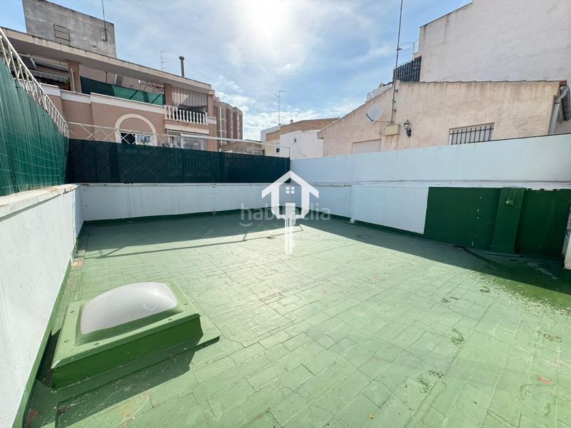 Foto 7727b434-6459-448e-bbdd-661a275548b6. Casa adossada a Los Ángeles Alicante