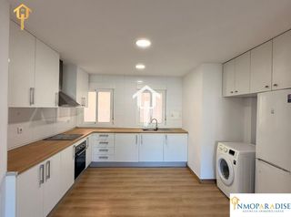 Etagenwohnung in Calle DR CLAVERO
