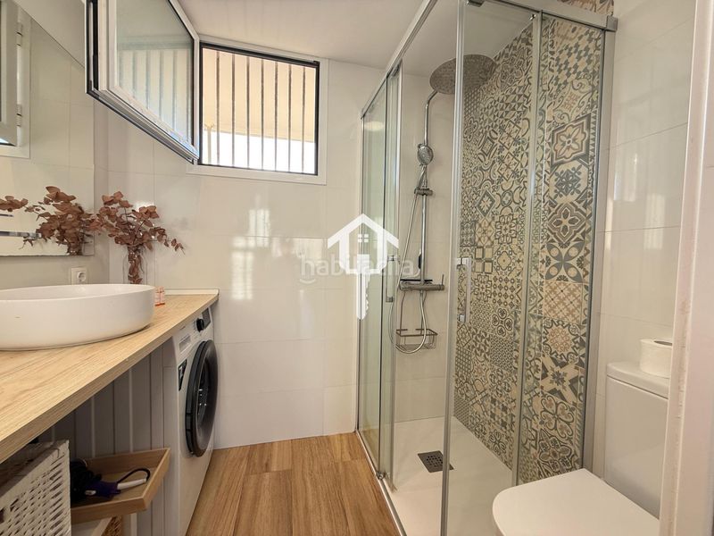 Foto 0bc484b1-5cc7-4621-adaf-f3a9bdf7b6dd. Apartament amb piscina a Playa de San Juan Alicante
