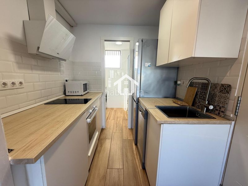Foto 81a5fb4b-1efb-4b34-a0ce-c739f5c1ed90. Apartament amb piscina a Playa de San Juan Alicante