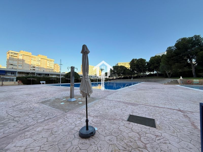 Foto 8e1b05a3-5e1c-4caf-9732-42796a3c2302. Apartament amb piscina a Playa de San Juan Alicante