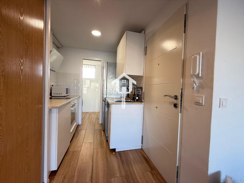 Foto b69d199f-d10b-4a90-835d-b94d79513d56. Apartament amb piscina a Playa de San Juan Alicante