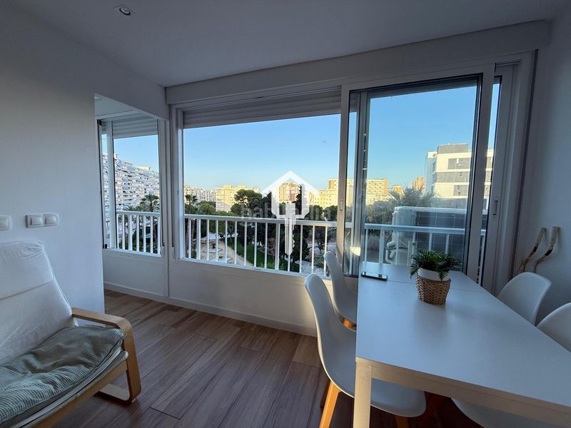 Foto ce5c8015-e1b7-4a84-9569-ab4be0e36e79. Apartament amb piscina a Playa de San Juan Alicante