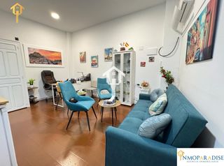 Monolocale  Calle bazan. Estudio en venta en pleno centro de alicante, 31m2, entreplanta