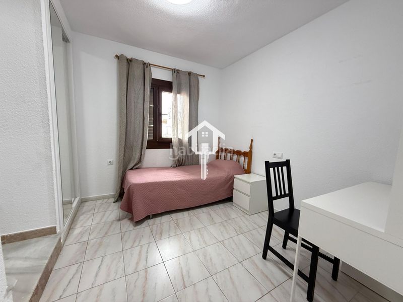 Foto d51ec788-260d-4531-ae06-30807e80b64a. Dúplex a Zona Playa de los Locos Torrevieja