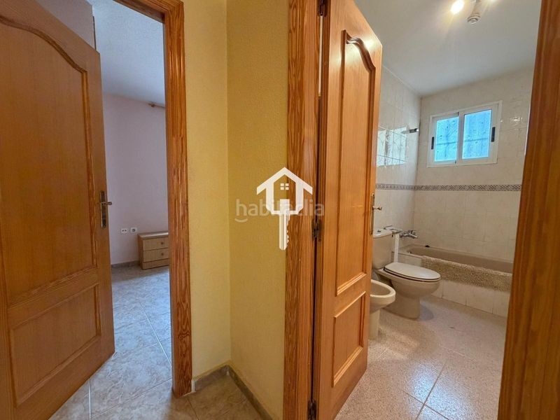 Foto 6a3a4746-a36d-4312-aa98-7d6b8d3f3b37. Pis amb aparcament piscina a Moralet Alicante