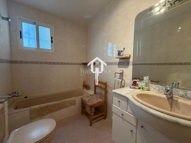 Foto f890f871-f946-4758-b928-94f8c8dd3947. Pis amb aparcament piscina a Moralet Alicante