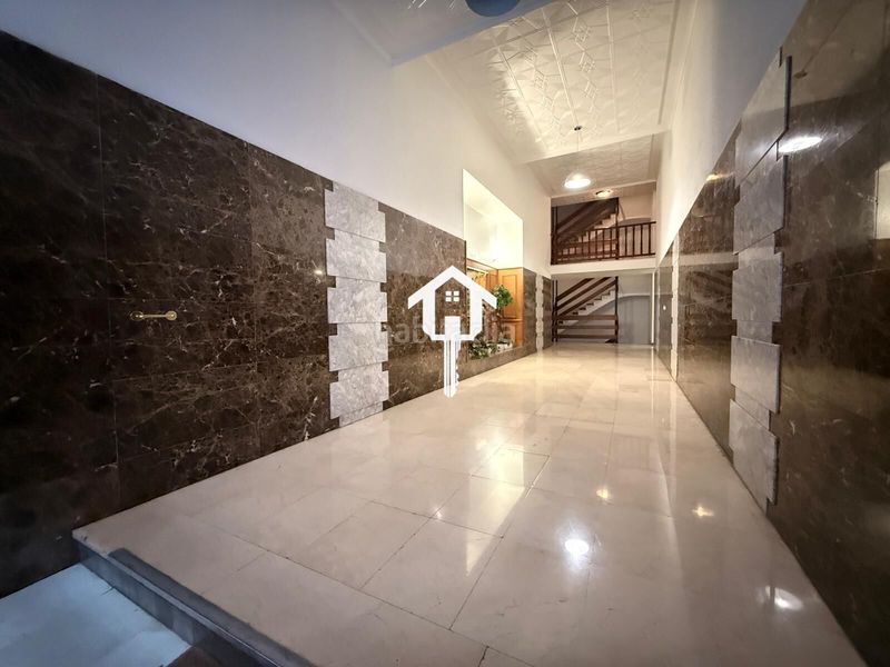 Foto 3cda9350-8129-475f-9a13-40614c90c079. Pis amb aparcament a Santo Domingo Alicante