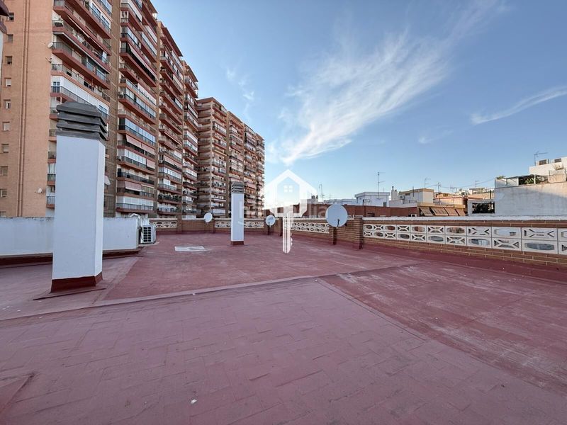 Foto 4d676dd3-08da-48a5-b9b6-d57a7a2752ee. Pis amb aparcament a Santo Domingo Alicante