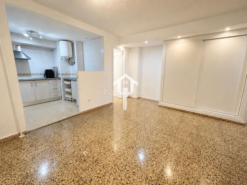Foto e8e8d2a7-b6a4-4773-9294-c9eb7d6633f7. Pis a Barrio del Centro Alicante