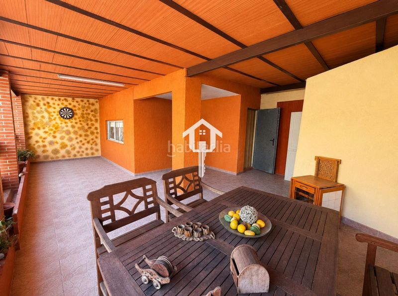 Foto 5a7c8946-3083-4ece-aed6-df3bba00b152. Maison jumelée dans Carolinas Bajas Alicante