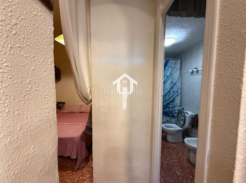 Foto b16bccbc-4273-4cf9-ac9e-e702d42da282. Maison jumelée dans Carolinas Bajas Alicante