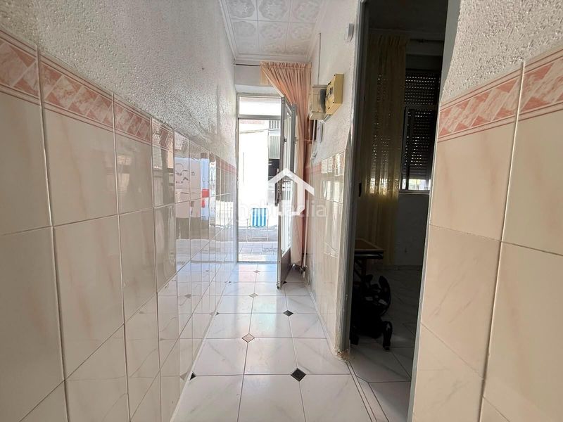 Foto f2c159fb-37e9-4673-9148-8b6a8e6680de. Maison jumelée dans San Gabriel Alicante