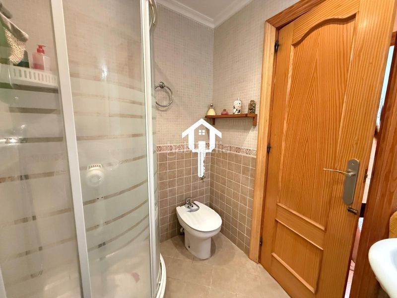 Foto c1d05795-d8eb-4b69-867d-6a85622976ed. Piso en Cuatrocientas Viviendas Alicante