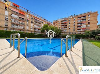 Appartamento  Med pedro herrero. Piso en exclusiva de 93 m2 con balcón y piscina en zona alipark