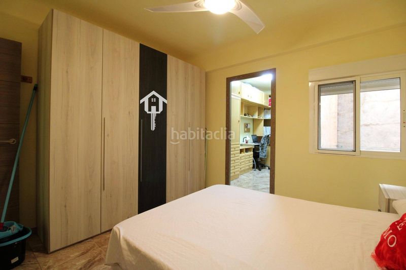 Foto 2fb0158c-b03b-42f5-97ad-2f9976d45c38. Piso en Campoamor Alicante