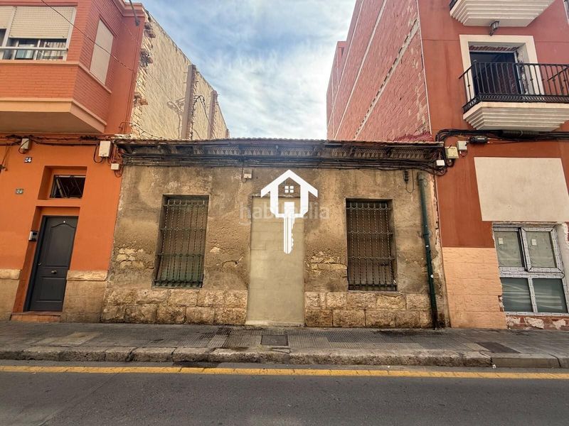 Foto 1e4b3dac-b6af-40a3-8a01-8d089f878510. Maison jumelée dans Carolinas Altas Alicante