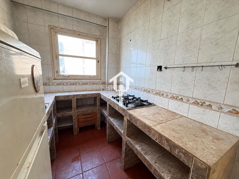 Foto a9ac1cf5-9094-46d3-9574-a0dfe9ba1fcc. Ático  en venta . zona de San Antón. 74m2, 2 habitaciones, patio, trastero y terraza. entrada independiente en Alicante