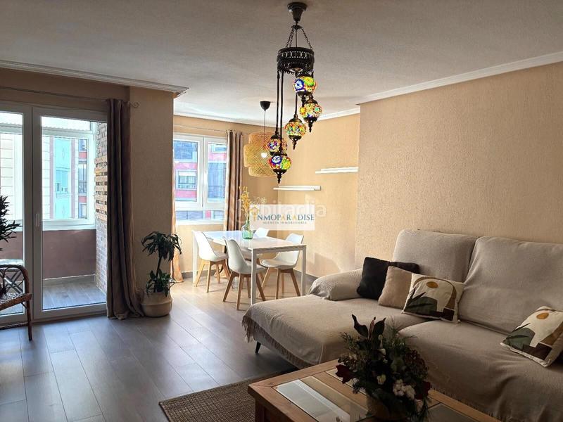 Foto 2f5b7ead-8a37-4ad4-a109-23ede9efadd1. Pis amb aparcament a Santo Domingo Alicante