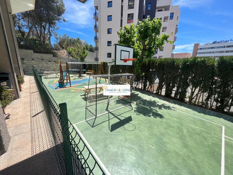 Foto 15bf89a6-0ea2-4c3b-a5a9-34de048fed60. Piso  en exlusiva en urbanizacion y con vistas al castillo en Alicante