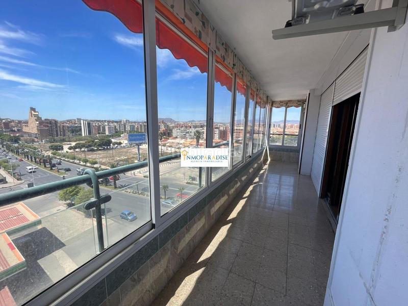 Foto 2bb197f0-1ff0-4fb4-8f54-292a0e620075. Piso  en exlusiva en urbanizacion y con vistas al castillo en Alicante