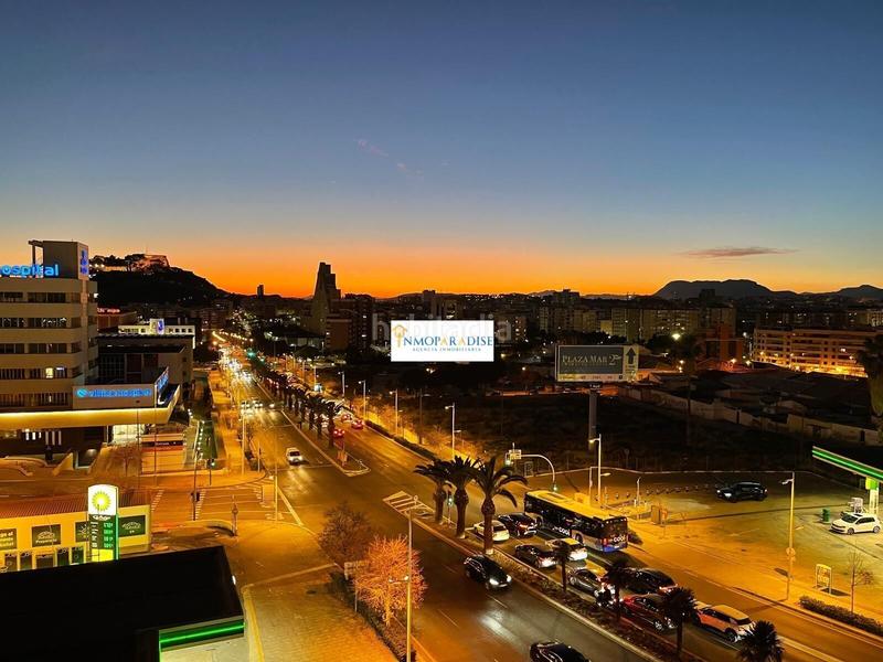 Foto 836e6864-c676-4ad8-98a8-6be8db28ac84. Piso  en exlusiva en urbanizacion y con vistas al castillo en Alicante