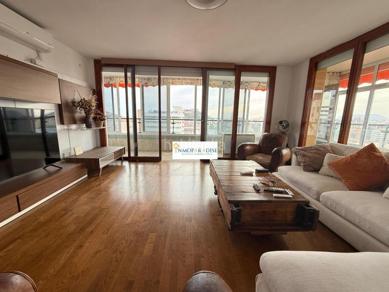 Foto dcda6d87-930d-48fb-8dac-ed73c969651b. Piso  en exlusiva en urbanizacion y con vistas al castillo en Alicante