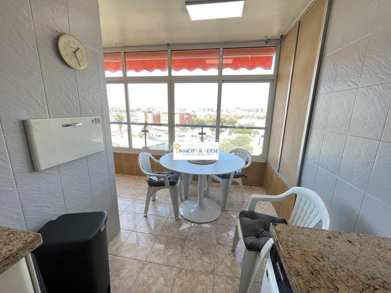 Foto f8b4764b-1e4d-4207-9963-36a54f9e08f4. Piso  en exlusiva en urbanizacion y con vistas al castillo en Alicante