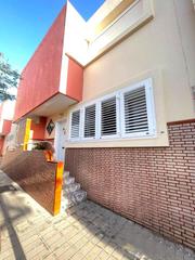 Maison jumelée  Tinoca. Duplex adosado en san fernando