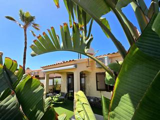 Casa  De españa. Bungalow tranquilo en esquina con amplio espacio exterior en pla