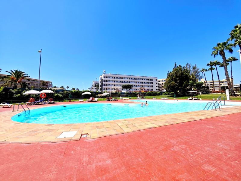 Foto a9adf6dc-be71-41db-8636-17d422658b45. Alquiler piso se alquila apartamento moderno en playa del ingles en San Bartolomé de Tirajana