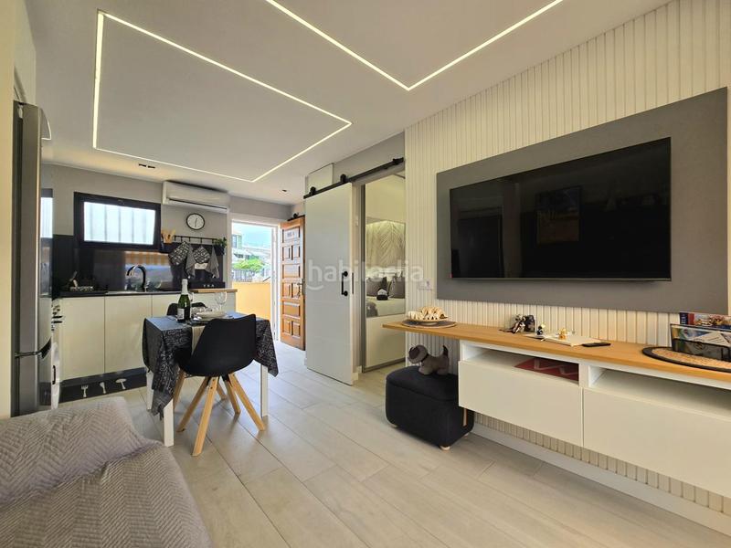 Foto 3480aa41-c4e2-4aed-85df-3d8eef4e7bf4. Alquiler piso  con vista al mar y al puerto de aArguineguín en Mogán