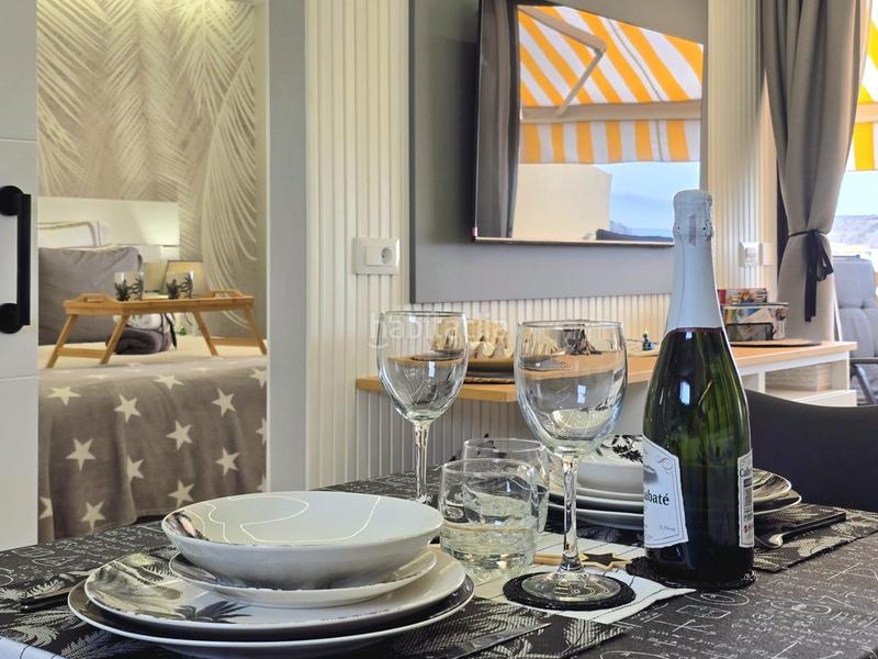 Foto 3a30348e-104c-4df4-9cfd-bb2665d41334. Alquiler piso  con vista al mar y al puerto de aArguineguín en Mogán