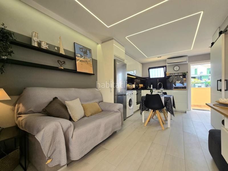 Foto dca72660-eeb1-45ed-89dd-c1275f824f5d. Alquiler piso  con vista al mar y al puerto de aArguineguín en Mogán