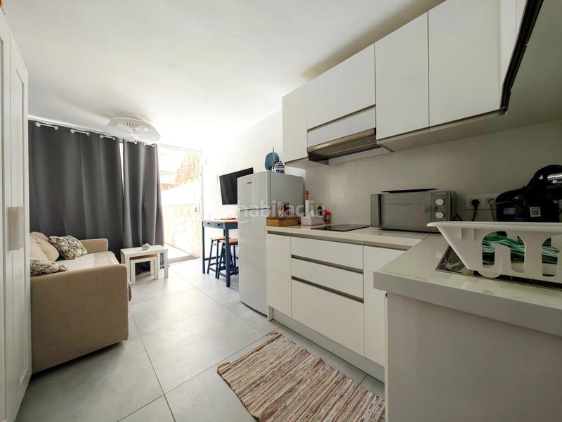 Foto eb045b91-1c33-41c6-8f3d-fd1cf9b89ff9. Location rez-de-chaussée avec piscine dans Playa del Inglés San Bartolomé de Tirajana
