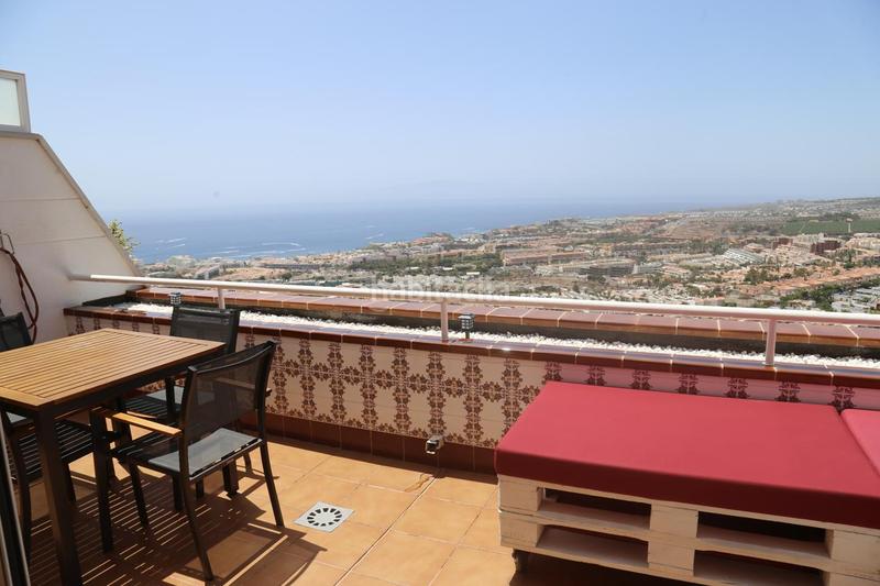 Foto 9b0fb9e9-0138-4f1c-ad61-519d0bb844e8. Alquiler ático piso en costa con hermosas vistas en Adeje