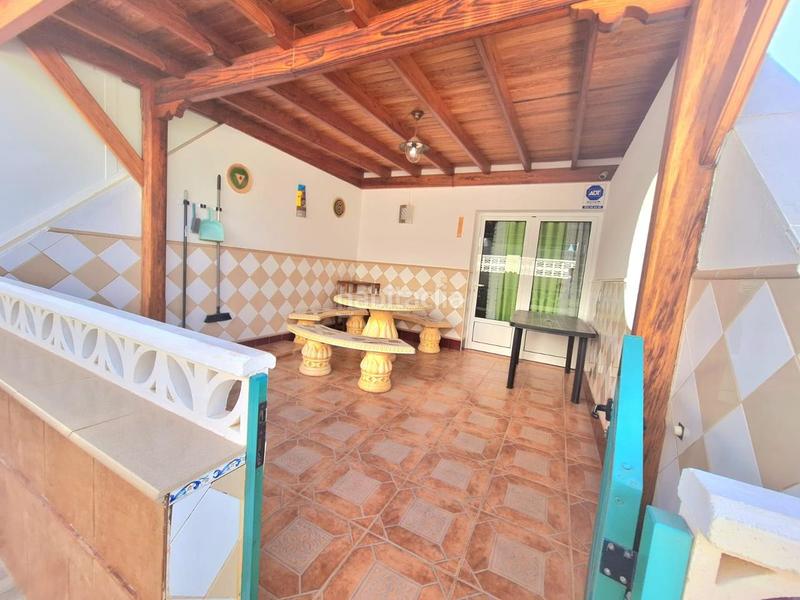 Foto 322deb63-a811-4c60-99d3-ad4622e9bd8d. Location rez-de-chaussée avec piscine dans Sonnenland San Bartolomé de Tirajana