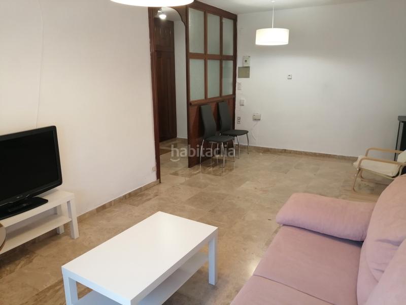 Foto 5707fab1-7ed8-47ff-9408-ebae95721c4a. Rent apartment in calle poeta manuel de góngora 3 in Granada