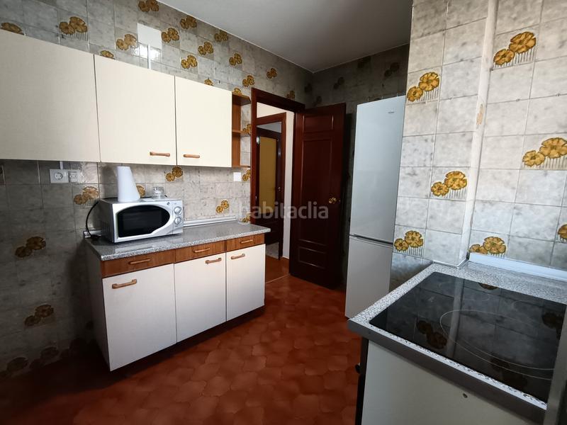 Foto dd59cef6-2cde-43b4-9976-c770a8719e9a. Alquiler piso  de tres dormitorios, en excelente estado de limpieza y pintura. en Granada