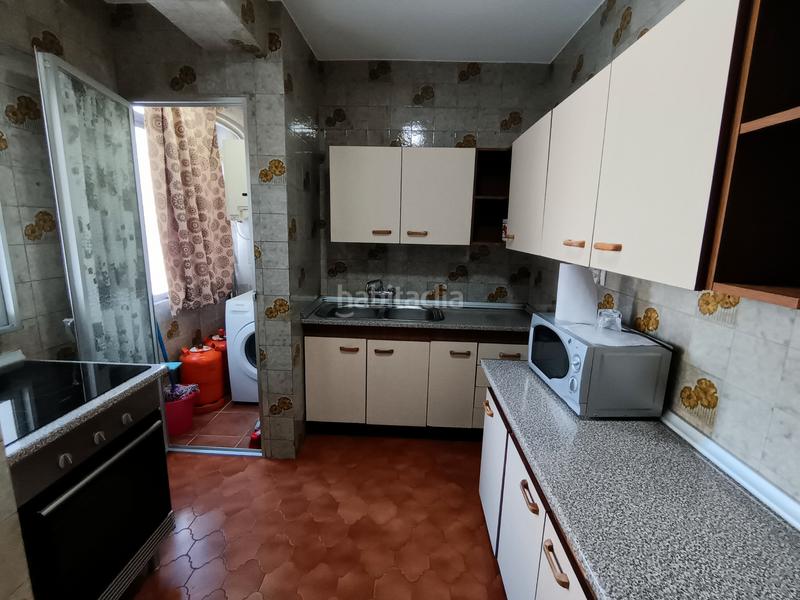 Foto 6cc8f5b6-9d71-45f0-9738-eb98943f5a5f. Rent flat with heating in Cervantes Granada