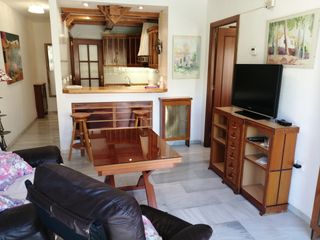 Rent Flat  Calle sos del rey católico. Apartamento con buenas vistas a plaza de la concordia, calefacci