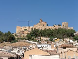 Flat  Avenida de andalucía. Piso reformado, calefacción central, aire acondicionado.