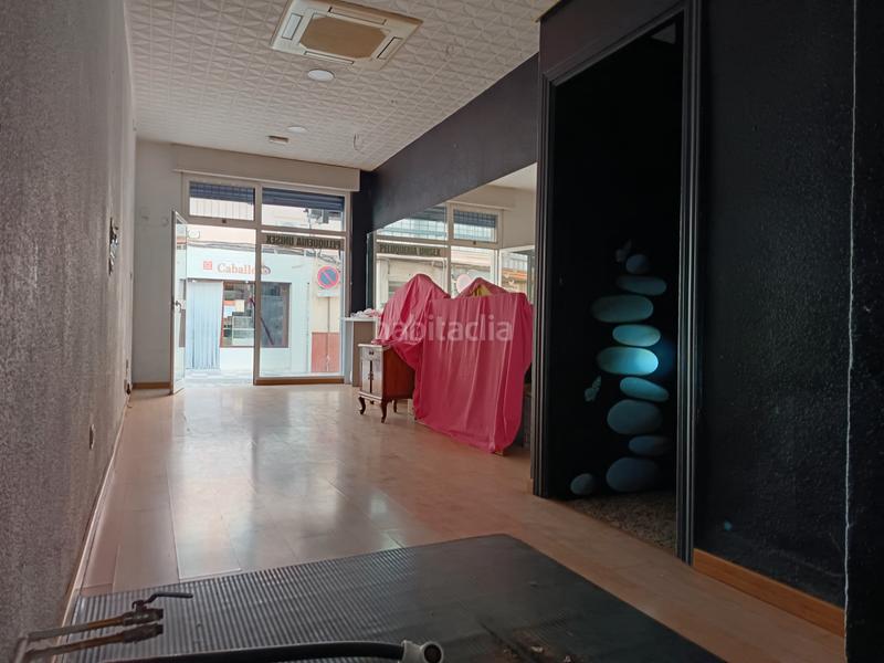 Foto 3bd49738-f09c-4b80-aaf0-901fb8b0c642. Locale commerciale in carretera de la sierra 55 in Granada